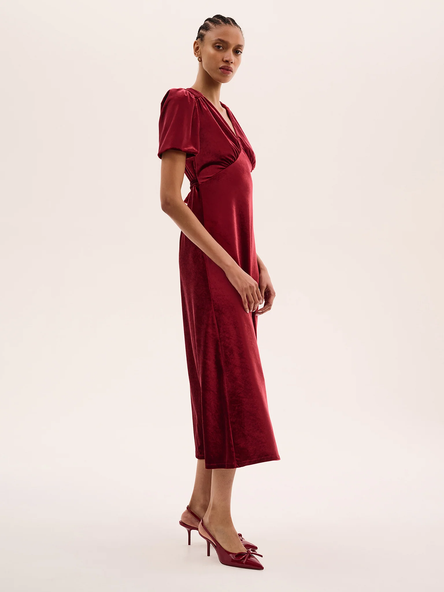 Rosie Velvet Dress in Red - Image 2