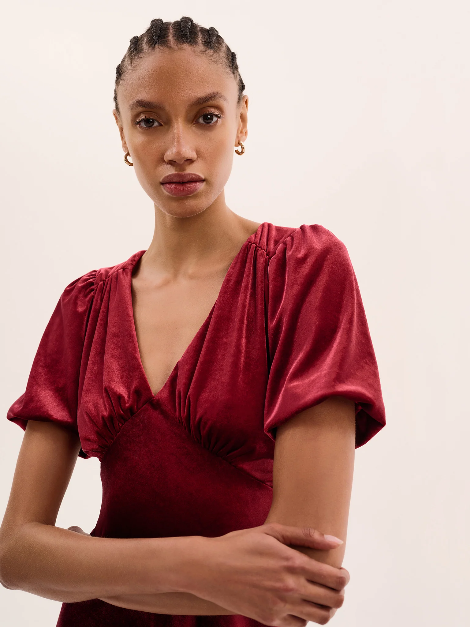Rosie Velvet Dress in Red - Image 4
