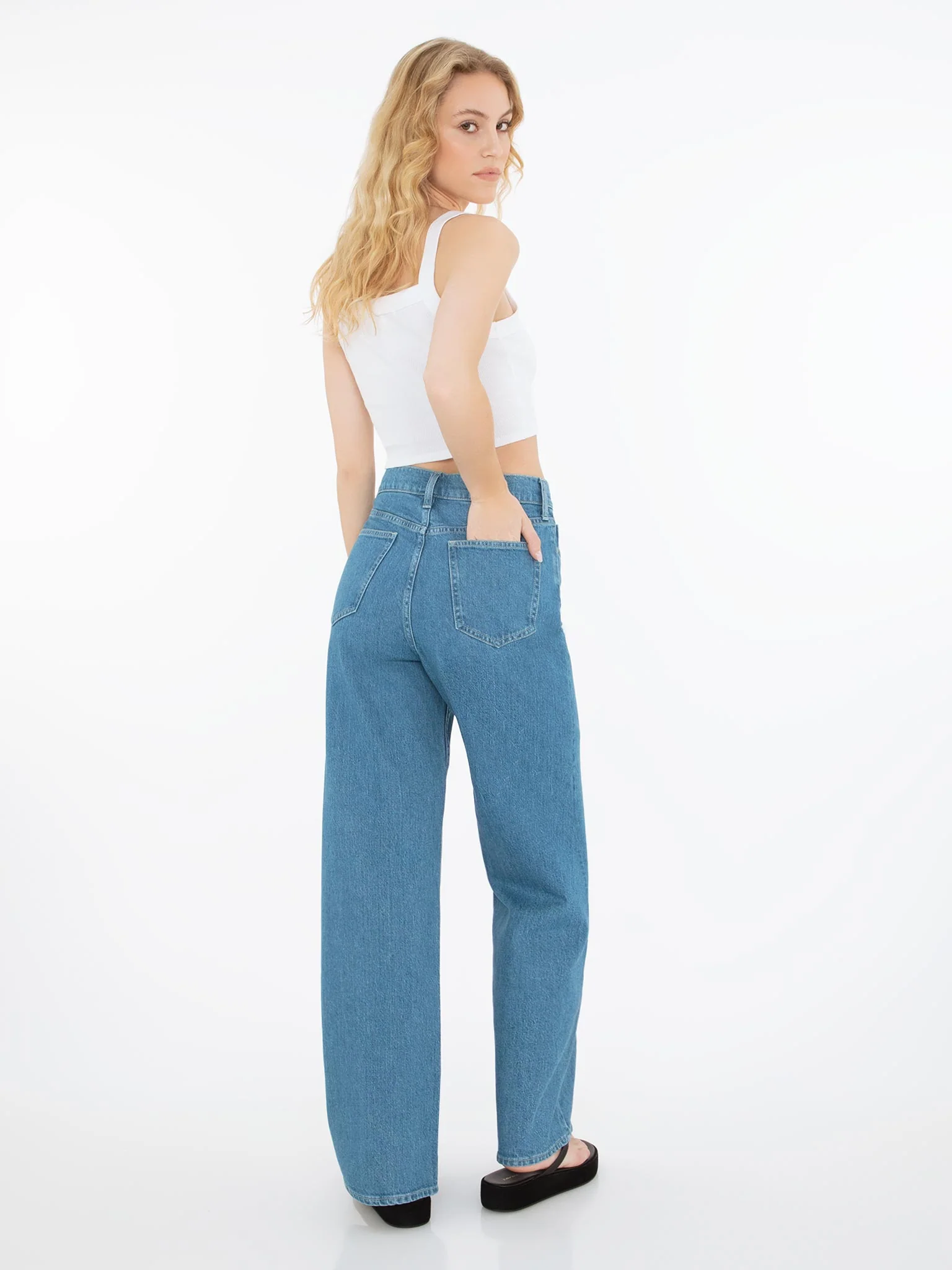 Rowan Cropped Top in White - Image 2