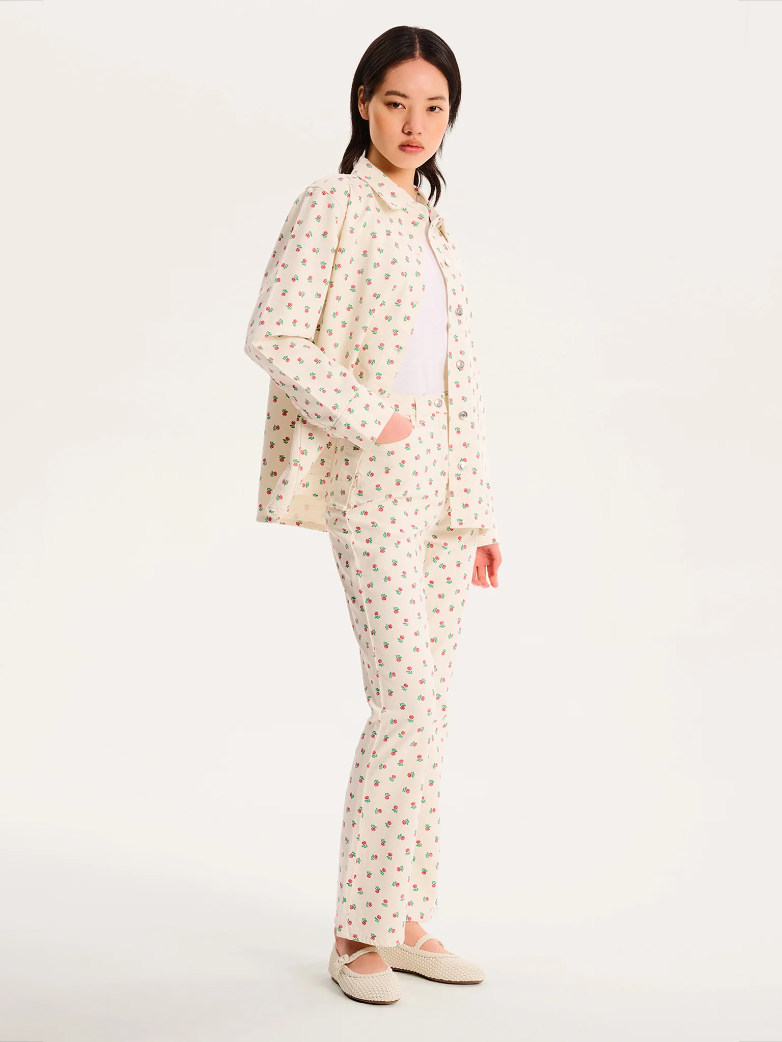 Sarah Jane All Over Rose Jeans in White - Image 3