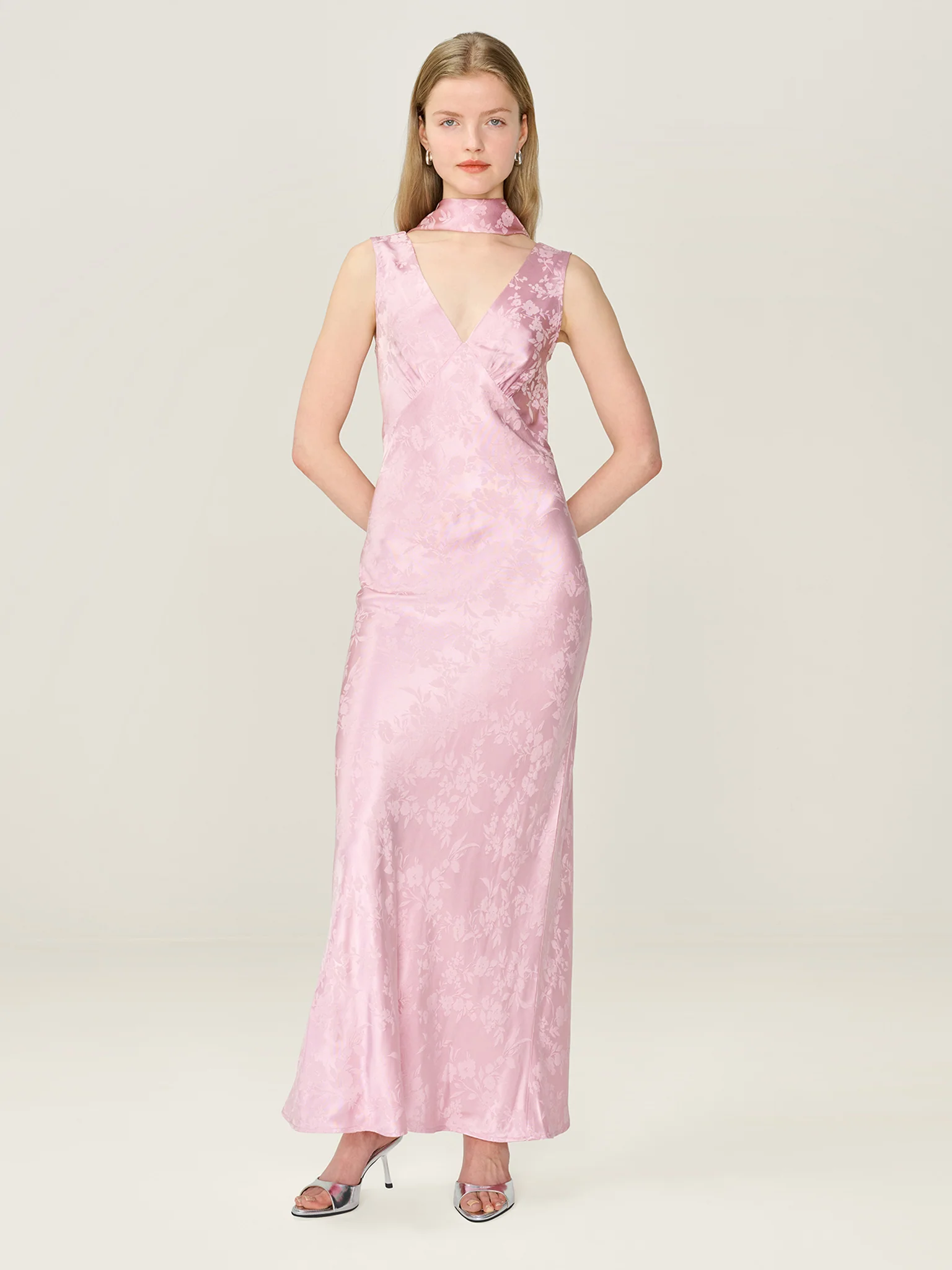 Scarlett Scarf in Bleached Mauve - Image 4