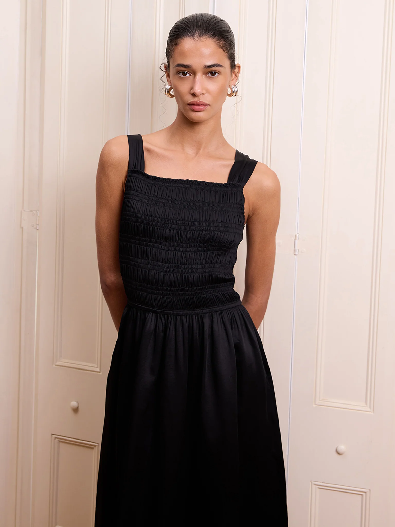 Storm Dress in Black - Image 3