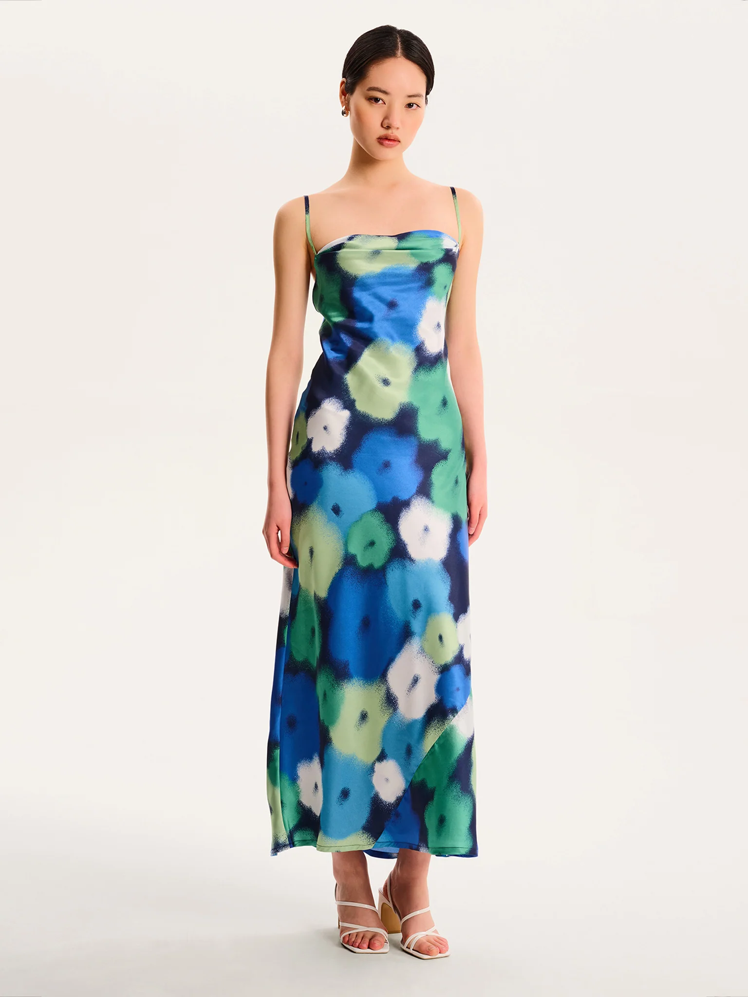 Tanya Dress in Spray Floral - Image 5