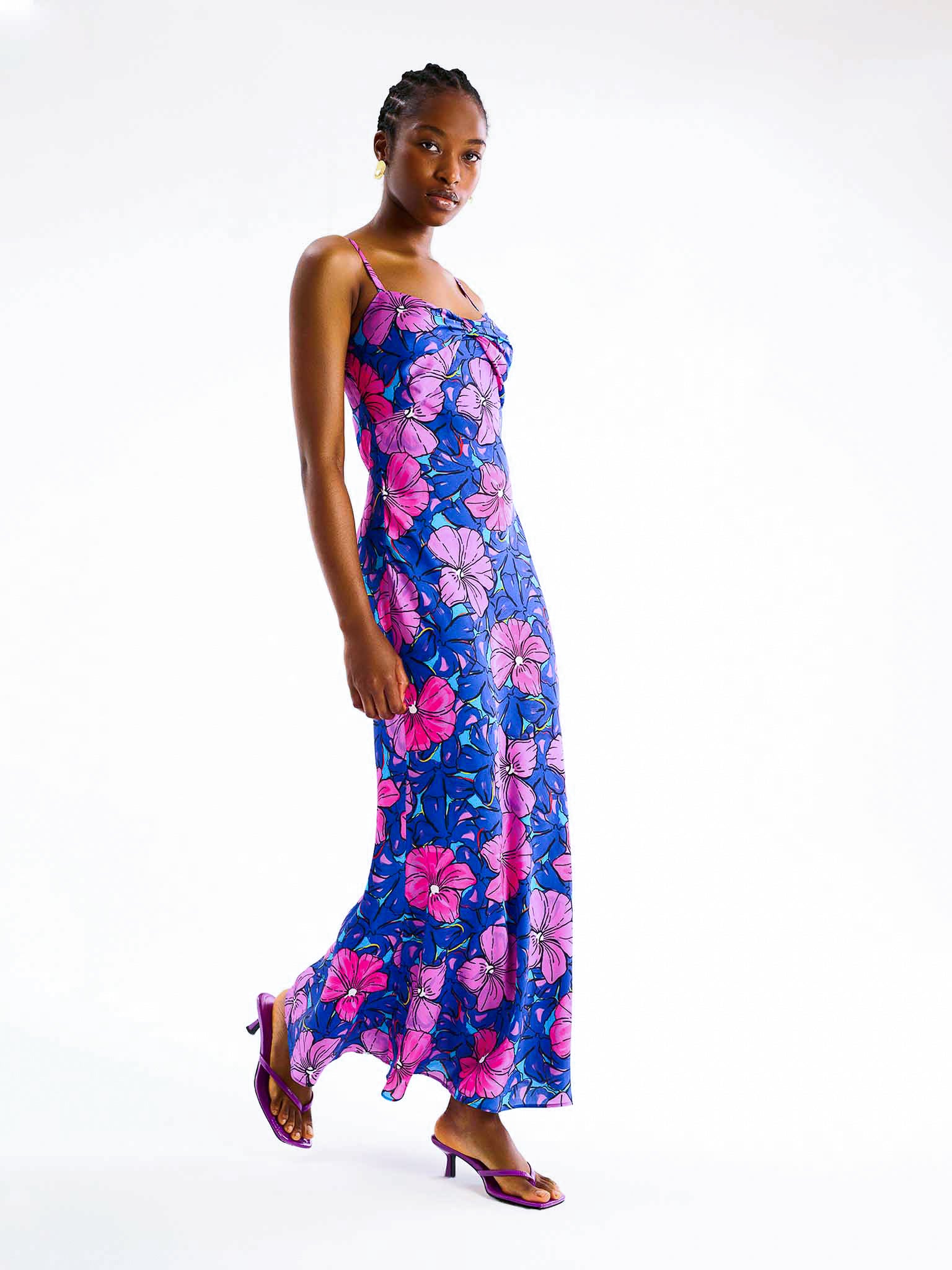 Wanda Dress in Floral Print - Image 2