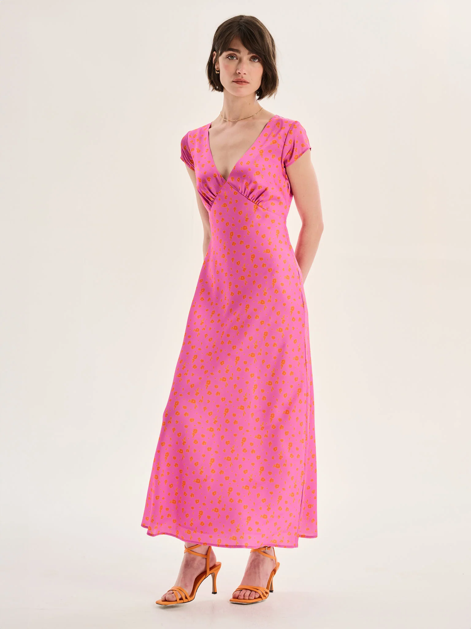 Woolf Dress in Floral Print - Image 2