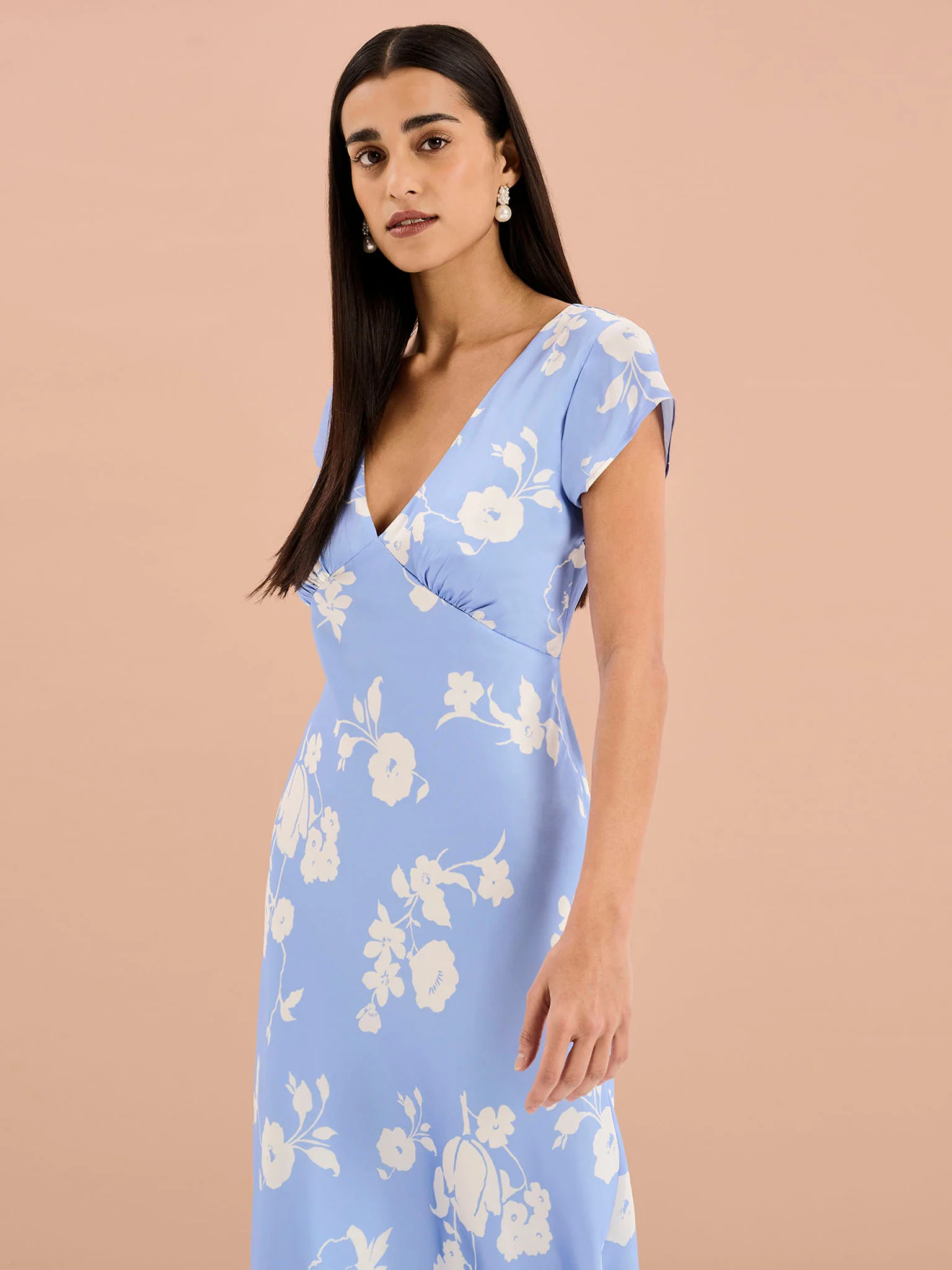 Woolf Short Sleeve Floral Slip Dress in Blue - Image 4